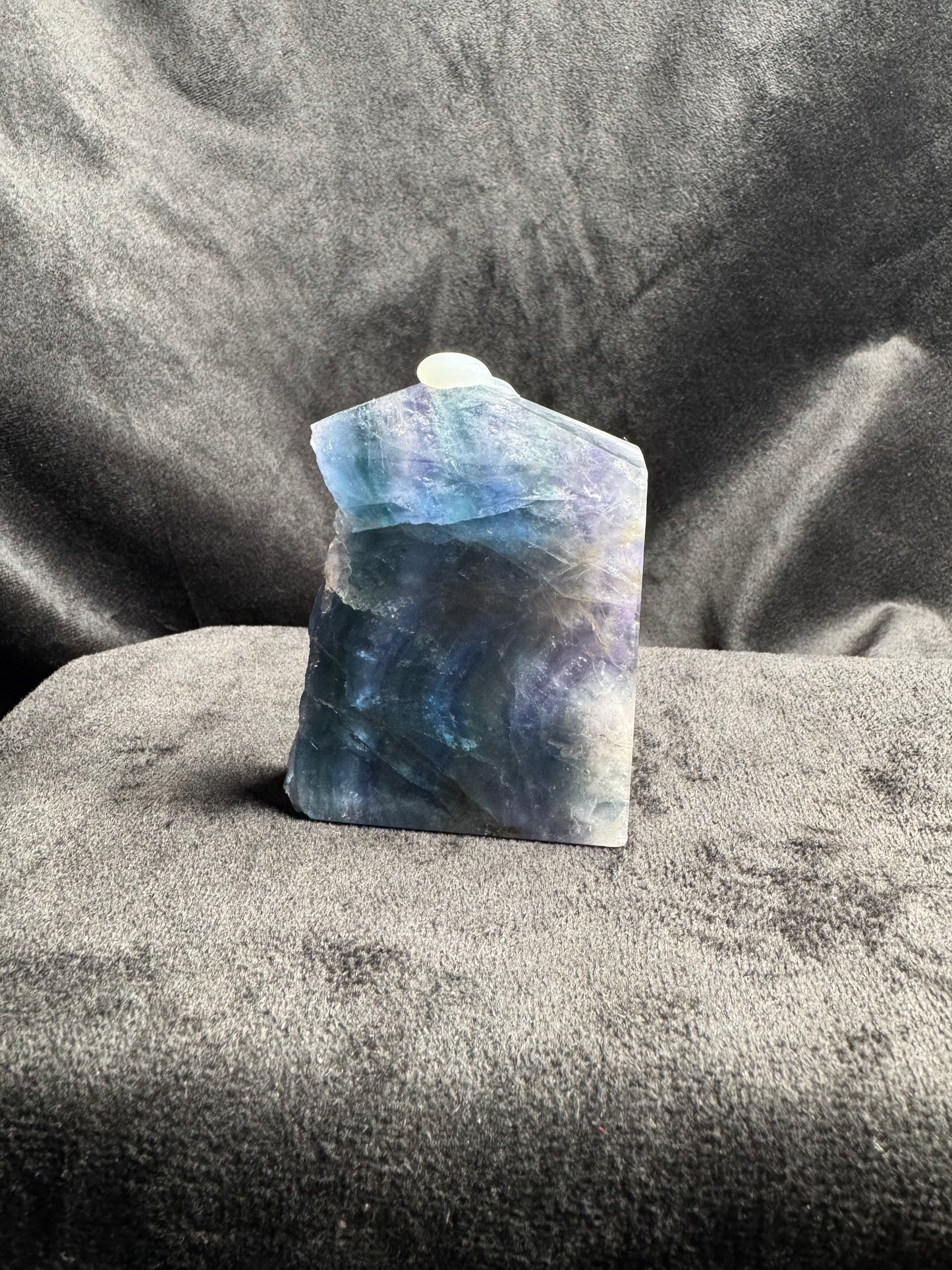 Blue and Green Banded Fluorite (Red UV Reaction)