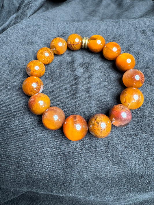 Amphibole in Quartz Bracelet