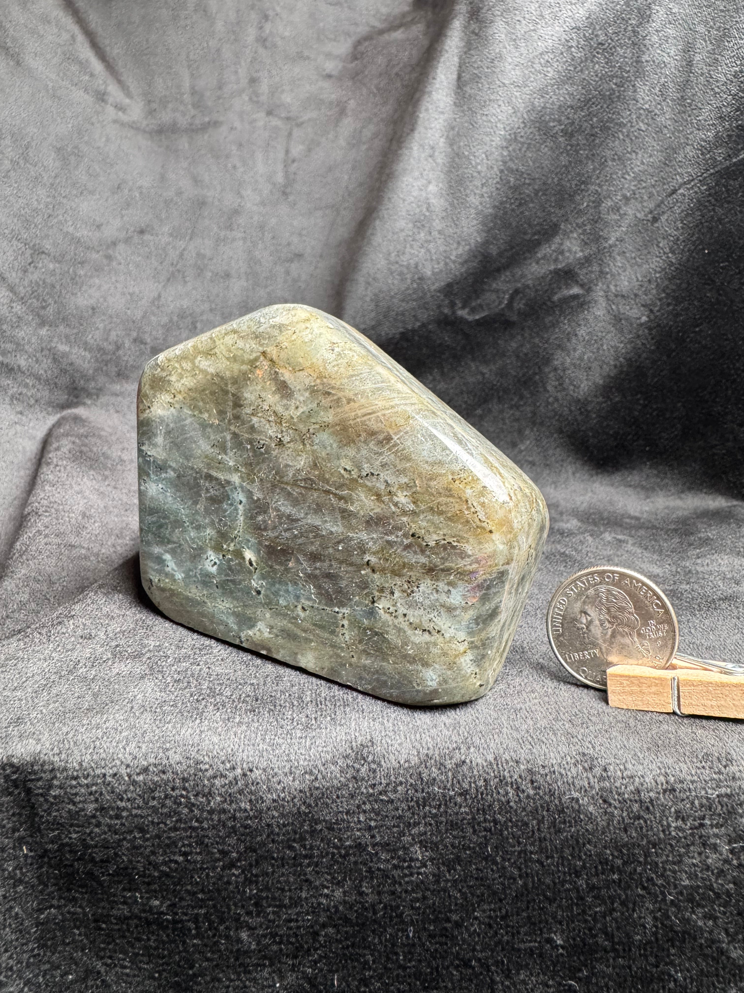 Labradorite Freeform (Full Flash High Quality)